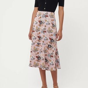 LOFT Petite Fluted Midi Skirt Size 2P Vintage Floral Print